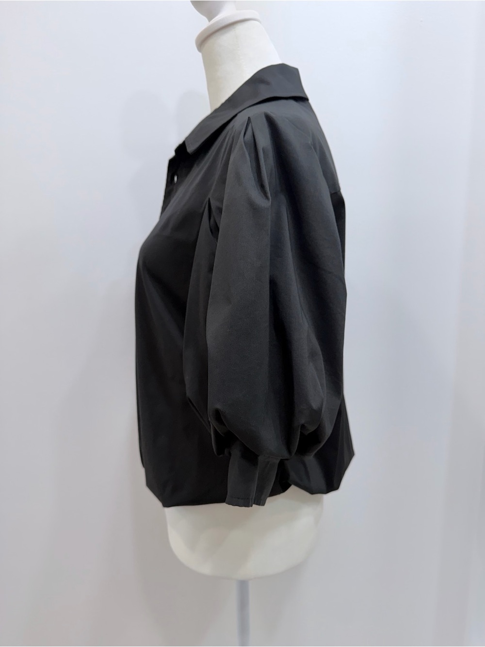 Finley Bomba Black Poplin Twist Puff-Sleeve Ladies Button-Down Top - Size XS - Picture 8 of 10